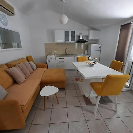 Ojdana Zivkovic Apartament Rogoznica (Sibenik-Knin)