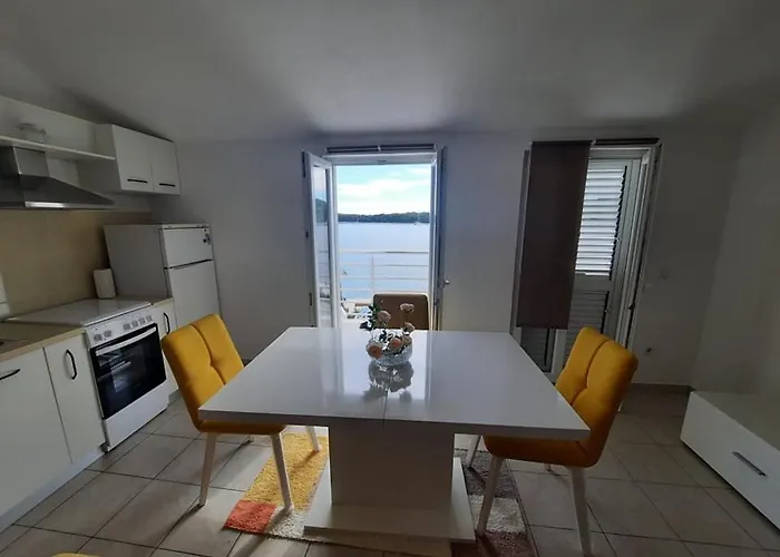Ojdana Zivkovic Apartamento Rogoznica (Sibenik-Knin)