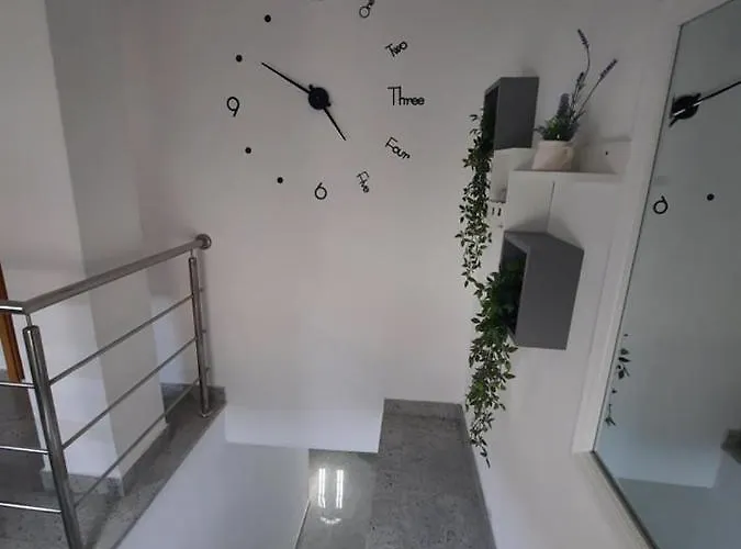 Ojdana Zivkovic Rogoznica (Sibenik-Knin)