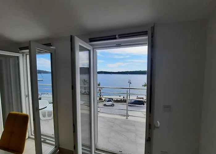 Ojdana Zivkovic Rogoznica (Sibenik-Knin)